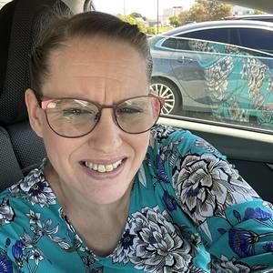 Meet your Posher, Christine